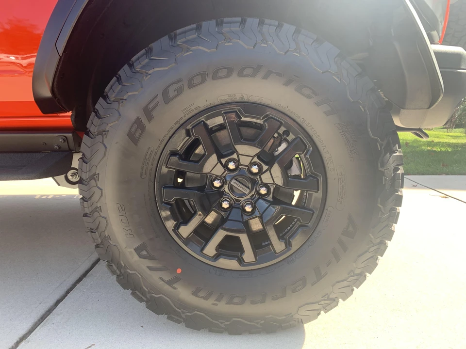 2022 Ford Bronco Raptor 6th Gen - Image 25 of 31