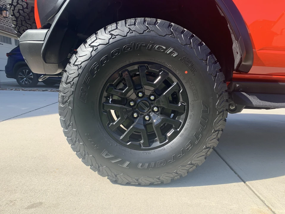 2022 Ford Bronco Raptor 6th Gen - Image 26 of 31