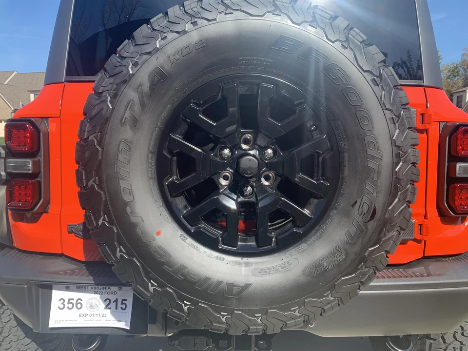 2022 Ford Bronco Raptor 6th Gen - Image 17 of 31