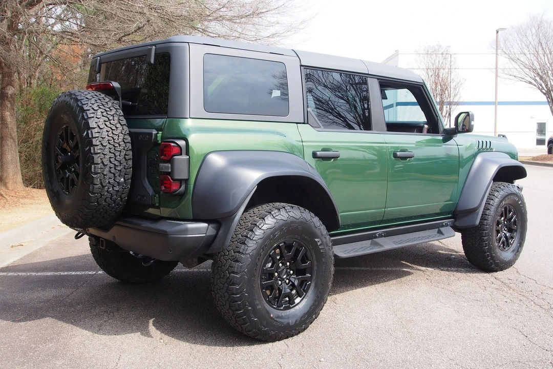 2022 Ford Bronco Raptor 6th Gen - Image 12 of 31