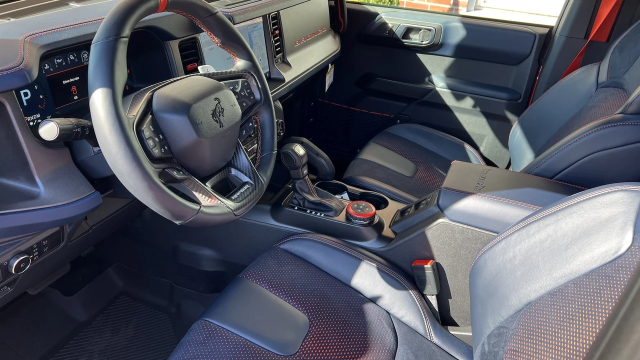 2022 Ford Bronco Raptor 6th Gen - Image 5 of 10