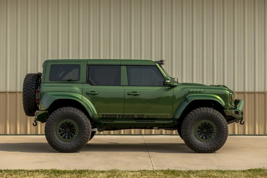 2022 Ford Bronco Raptor 6th Gen - Image 15 of 31