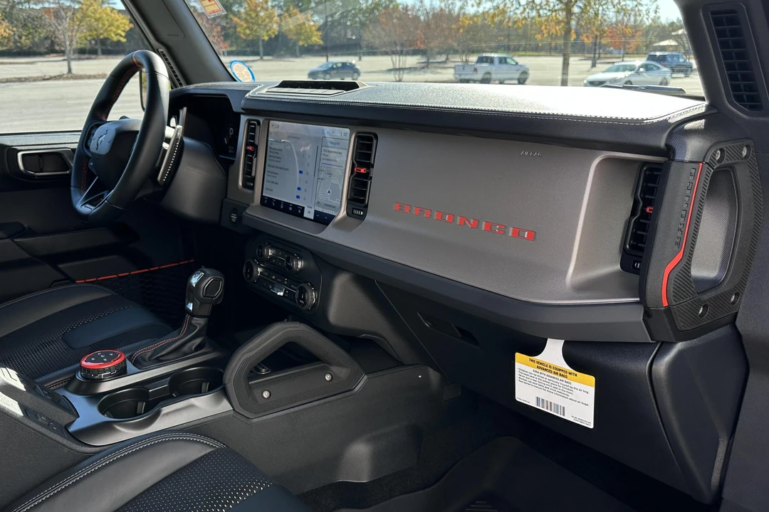 2022 Ford Bronco Raptor 6th Gen - Image 21 of 31