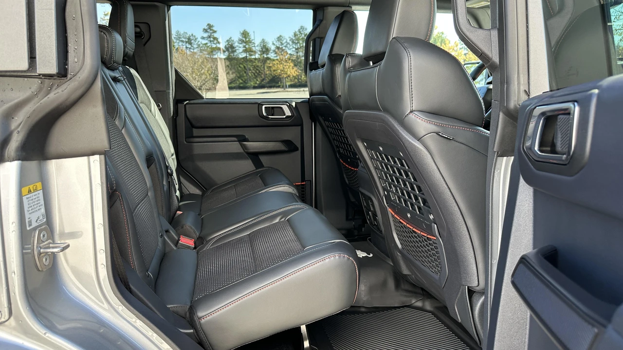 2022 Ford Bronco Raptor 6th Gen - Image 26 of 31