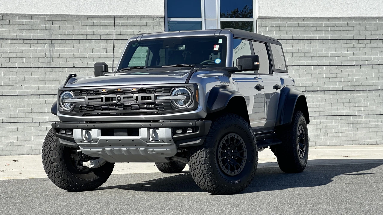2022 Ford Bronco Raptor 6th Gen - Image 6 of 31