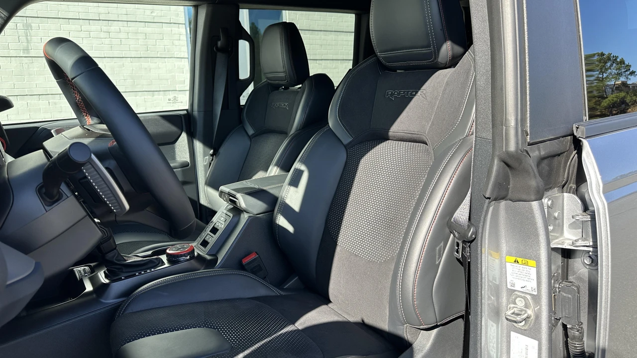 2022 Ford Bronco Raptor 6th Gen - Image 24 of 31