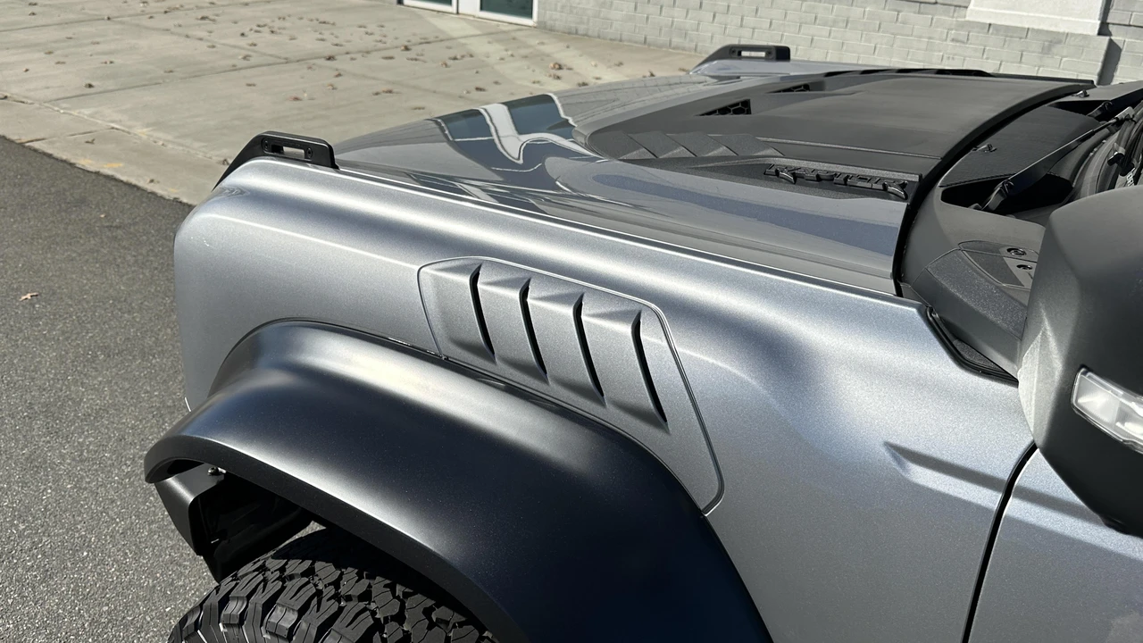 2022 Ford Bronco Raptor 6th Gen - Image 13 of 31