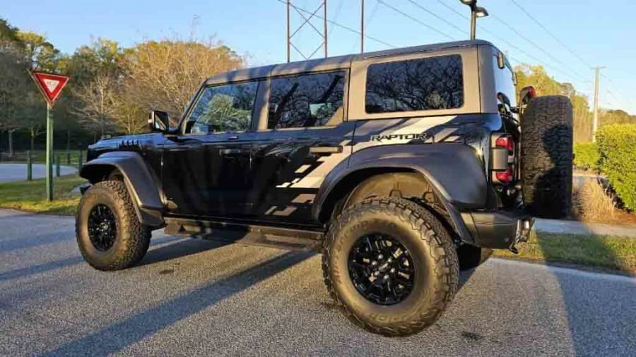2022 Ford Bronco Raptor 6th Gen - Image 4 of 31