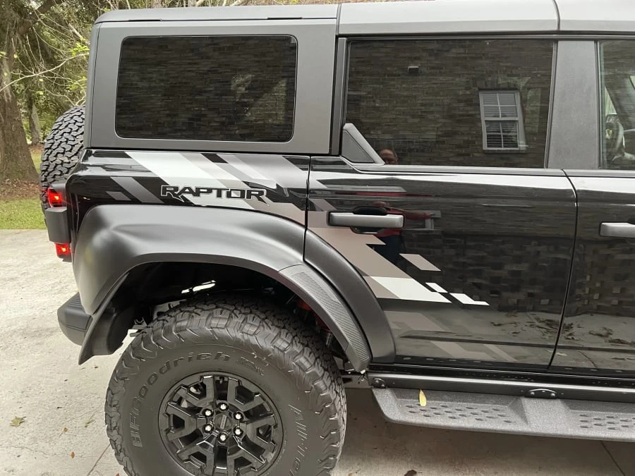 2022 Ford Bronco Raptor 6th Gen - Image 15 of 31