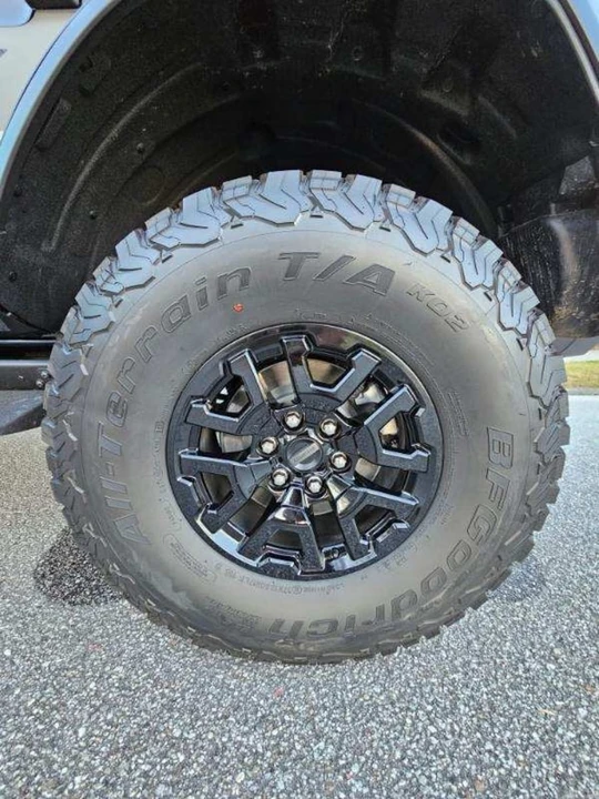 2022 Ford Bronco Raptor 6th Gen - Image 13 of 31