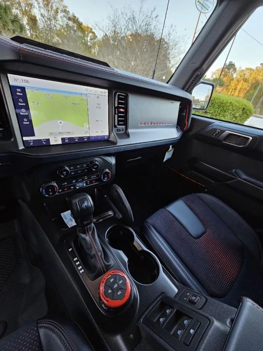 2022 Ford Bronco Raptor 6th Gen - Image 22 of 31