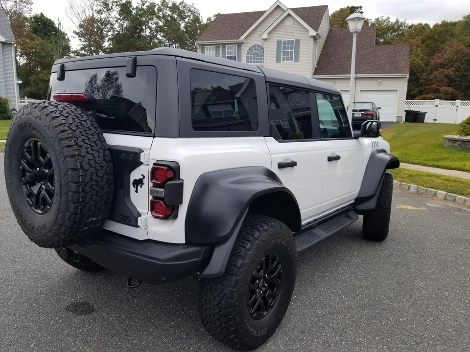 2022 Ford Bronco Raptor 6th Gen - Image 14 of 31