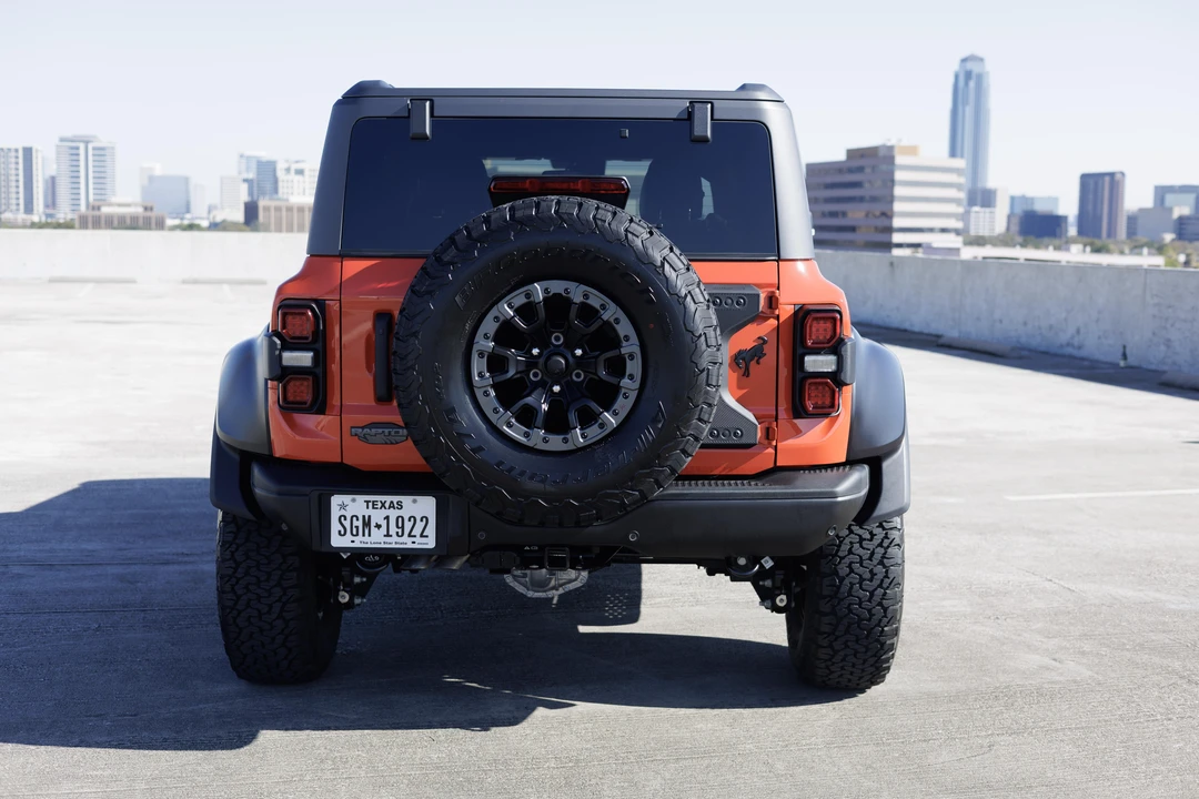 2022 Ford Bronco Raptor 6th Gen - Image 10 of 31