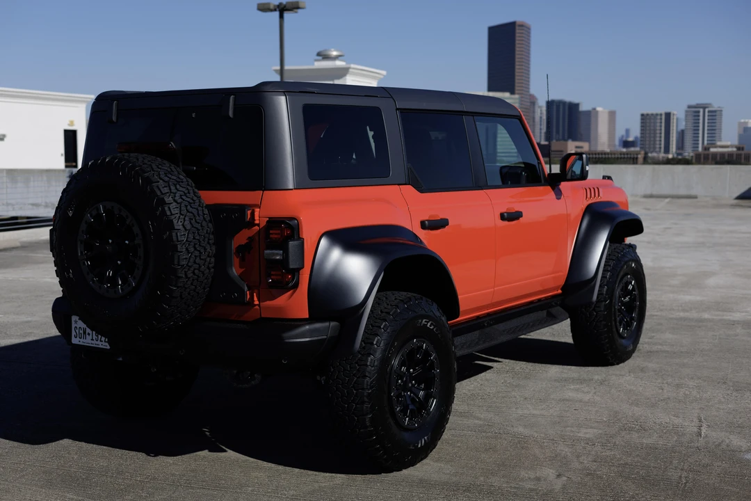 2022 Ford Bronco Raptor 6th Gen - Image 11 of 31