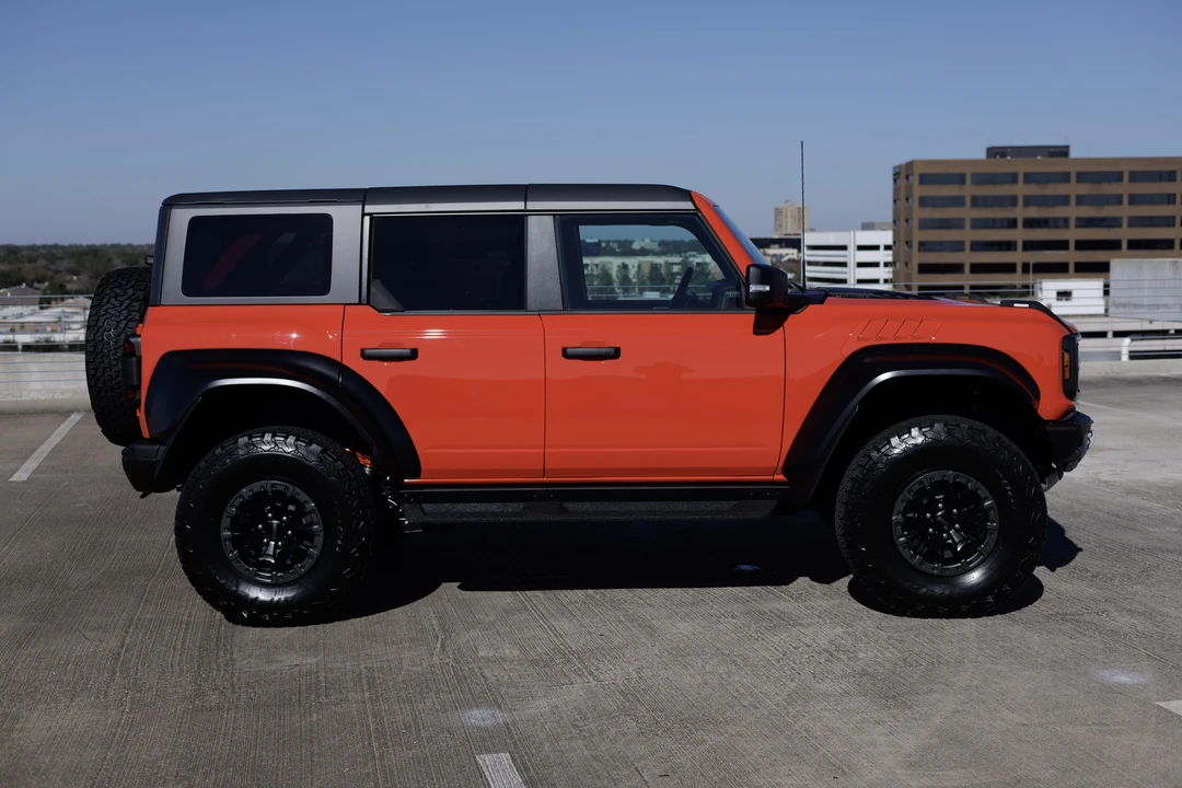 2022 Ford Bronco Raptor 6th Gen - Image 12 of 31
