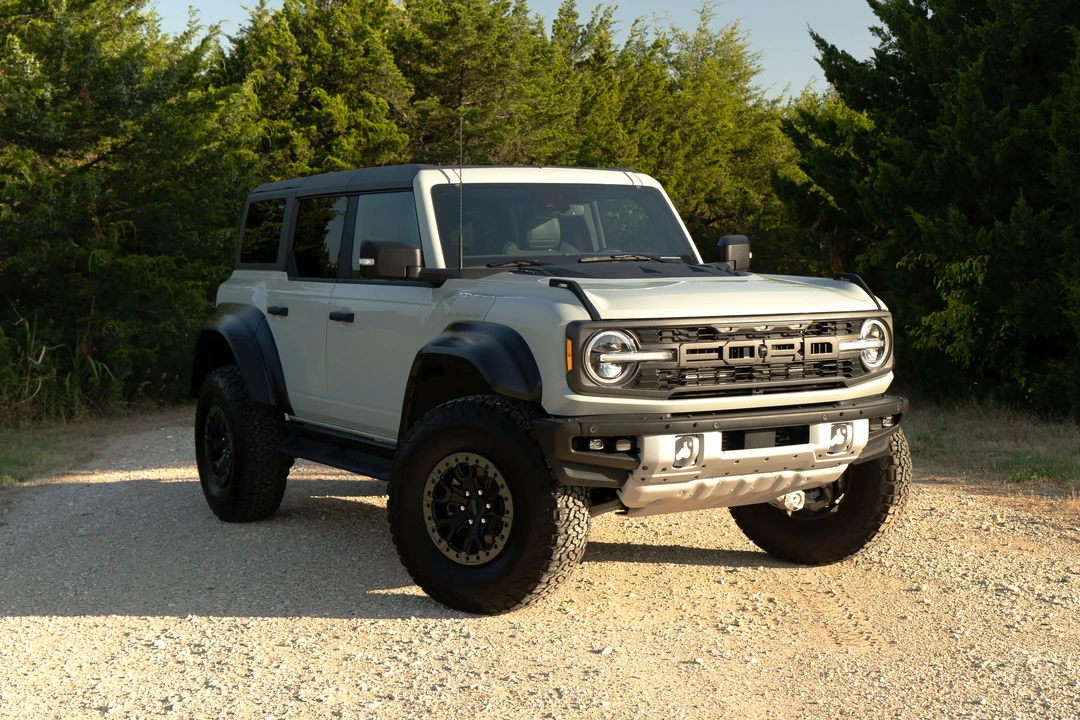 2022 Ford Bronco Raptor 6th Gen - Image 15 of 31