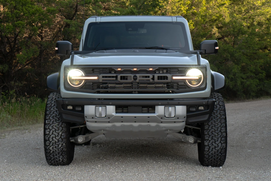 2022 Ford Bronco Raptor 6th Gen - Image 2 of 31