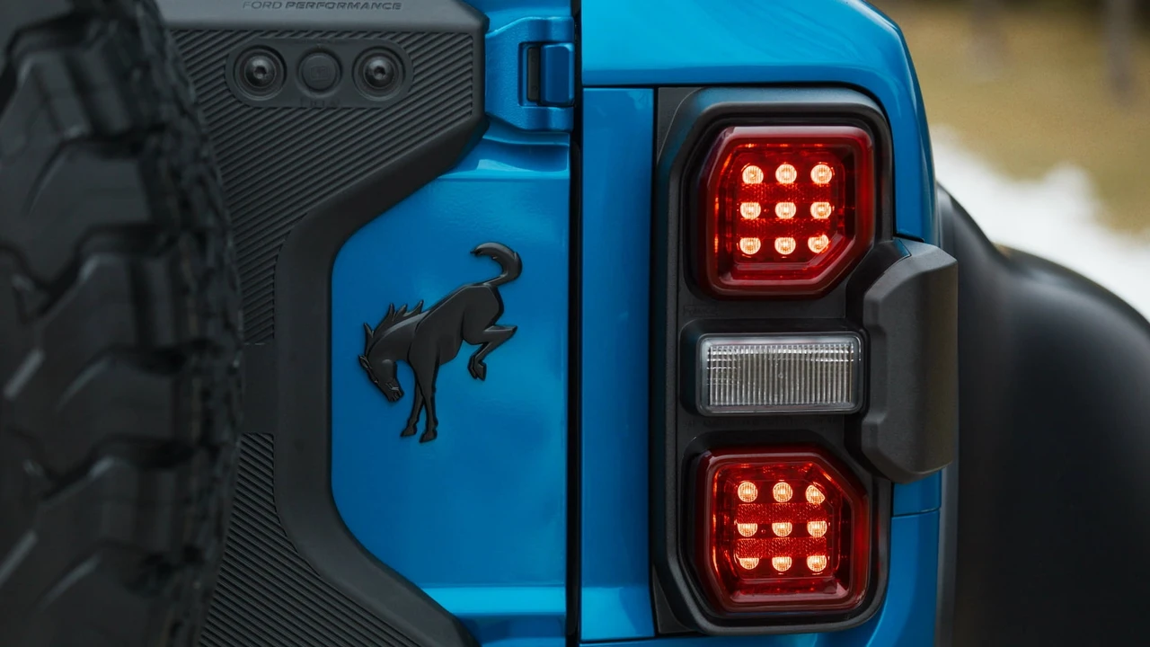 2022 Ford Bronco Raptor 6th Gen - Image 29 of 31