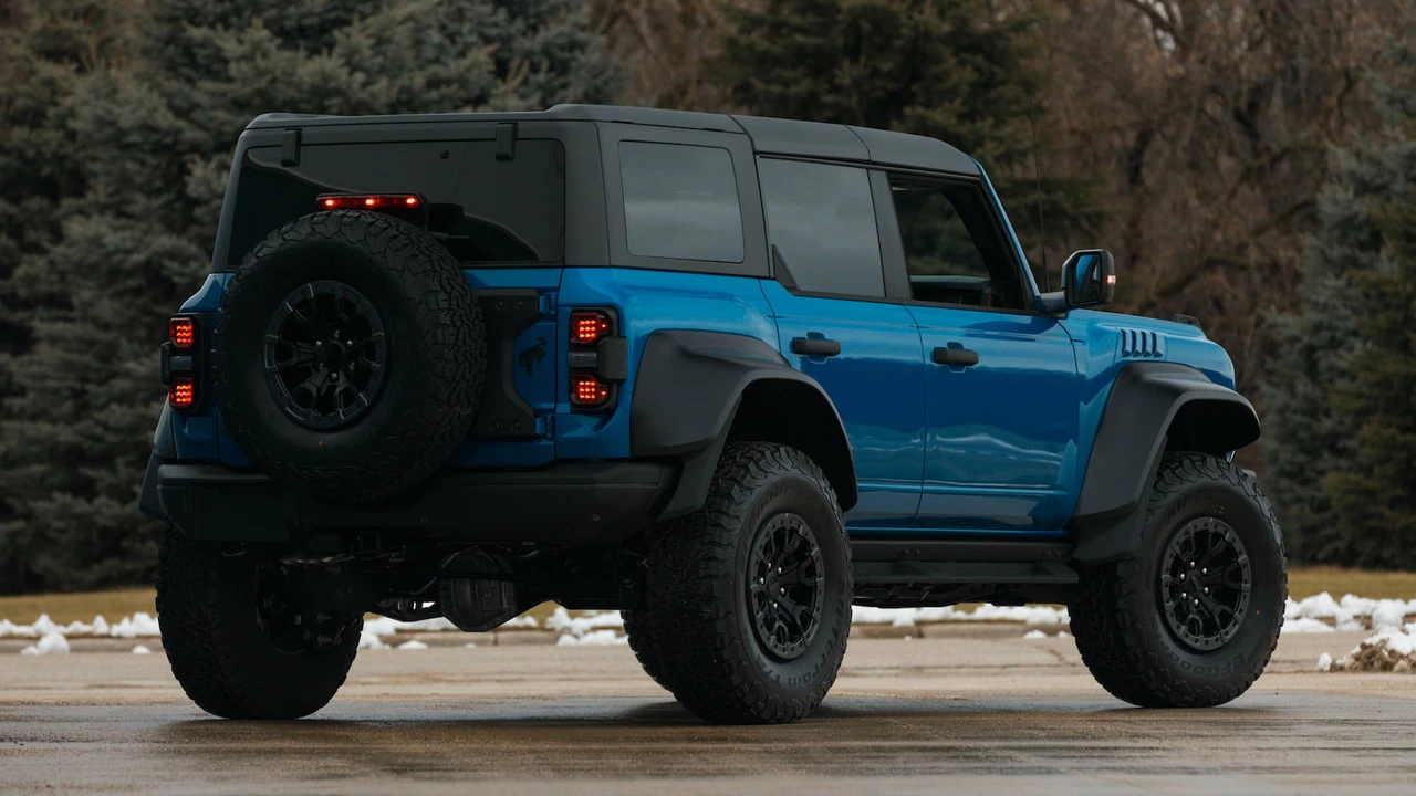2022 Ford Bronco Raptor 6th Gen - Image 3 of 31