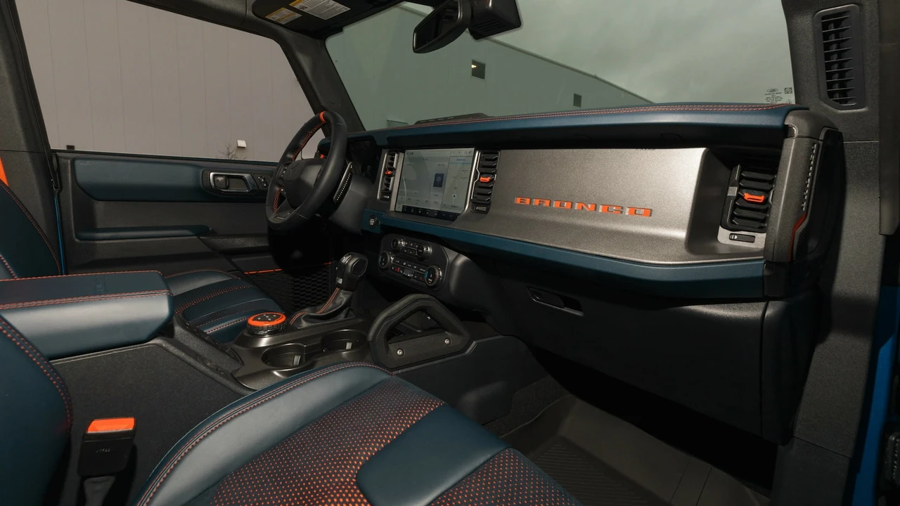 2022 Ford Bronco Raptor 6th Gen - Image 30 of 31