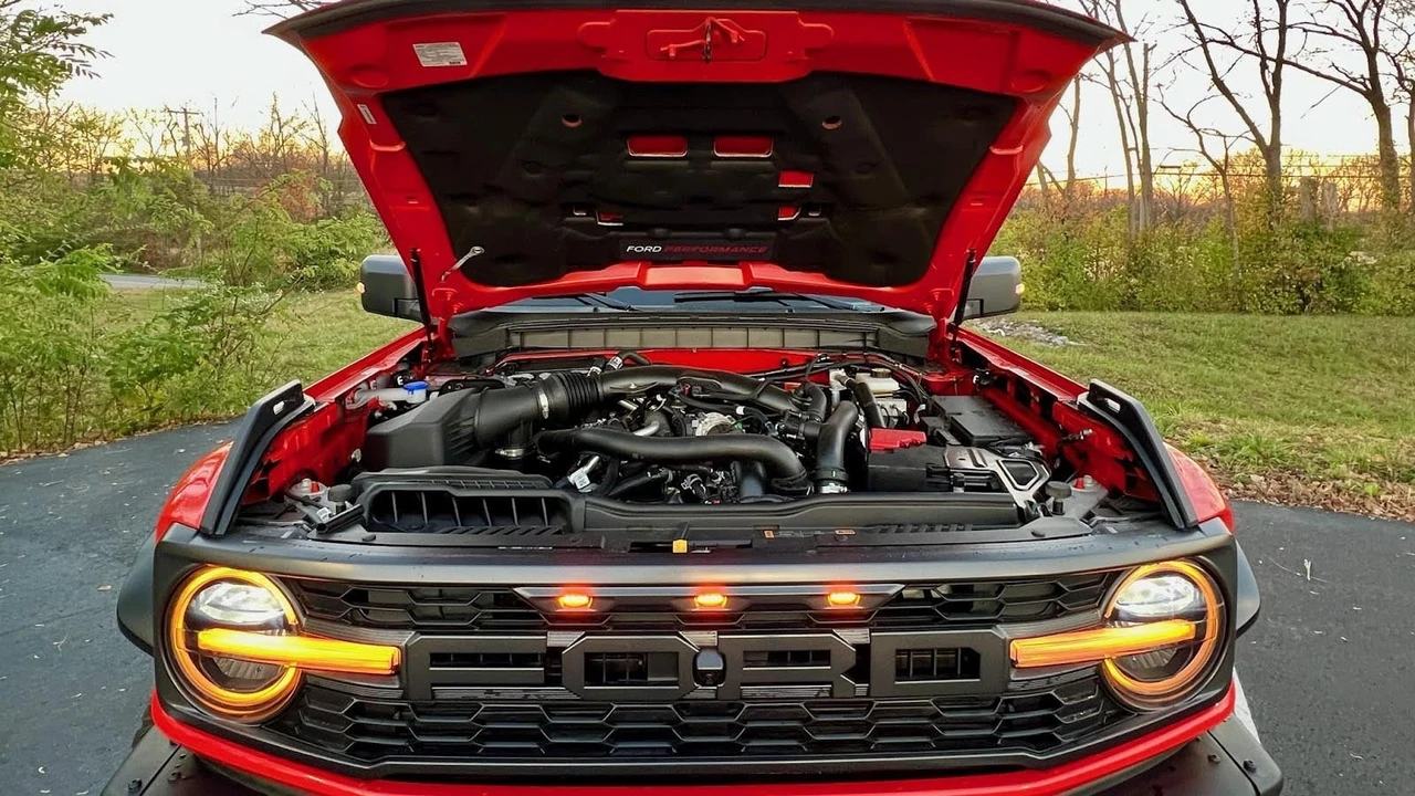 2022 Ford Bronco Raptor 6th Gen - Image 12 of 18