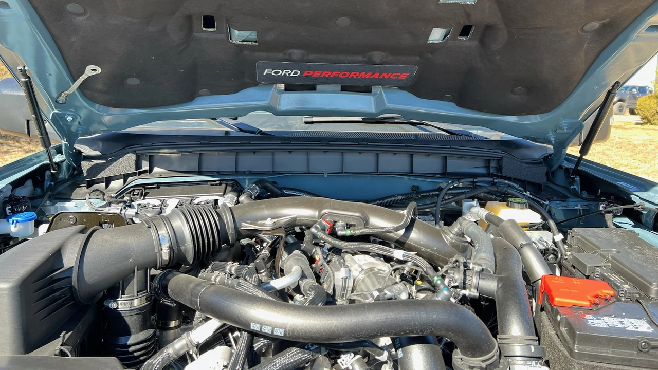 2022 Ford Bronco Raptor 6th Gen - Image 5 of 14