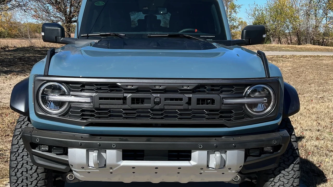 2022 Ford Bronco Raptor 6th Gen - Image 12 of 14