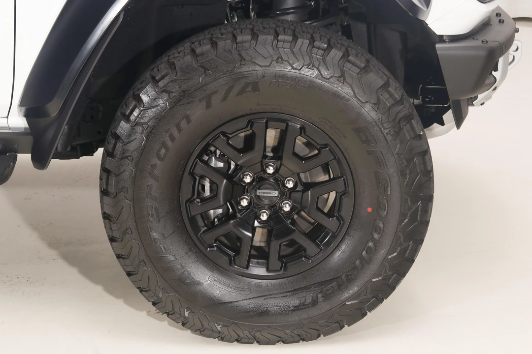 2022 Ford Bronco Raptor 6th Gen - Image 9 of 15