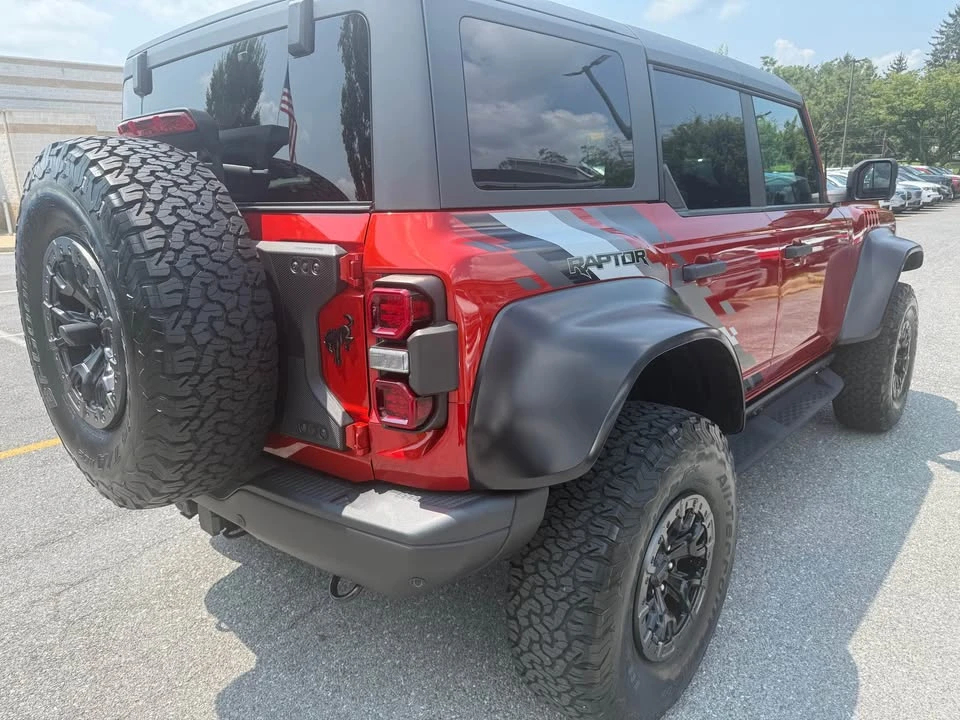 2022 Ford Bronco Raptor 6th Gen - Image 4 of 17