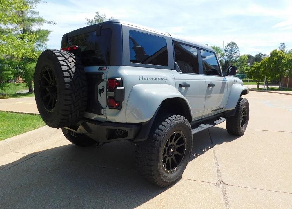 2022 Ford Bronco Raptor 6th Gen - Image 25 of 31