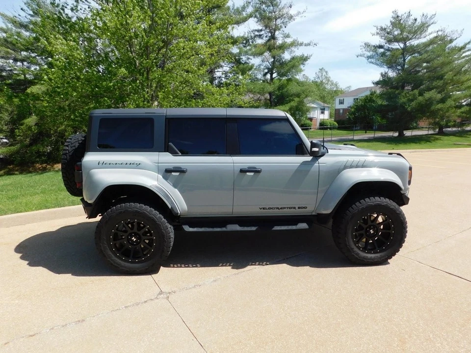 2022 Ford Bronco Raptor 6th Gen - Image 24 of 31