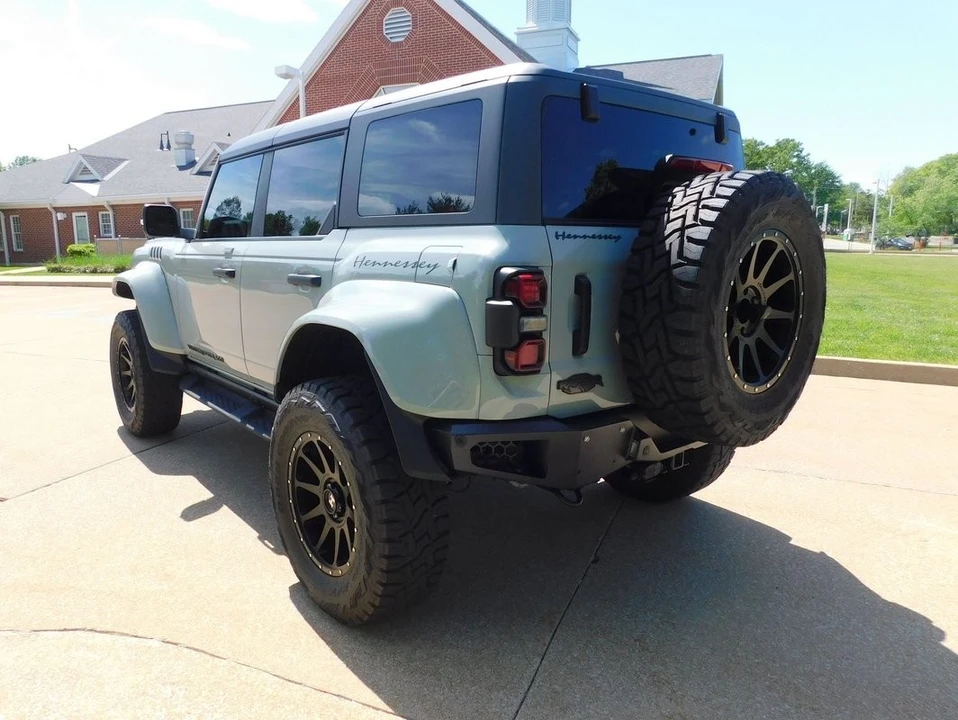 2022 Ford Bronco Raptor 6th Gen - Image 26 of 31