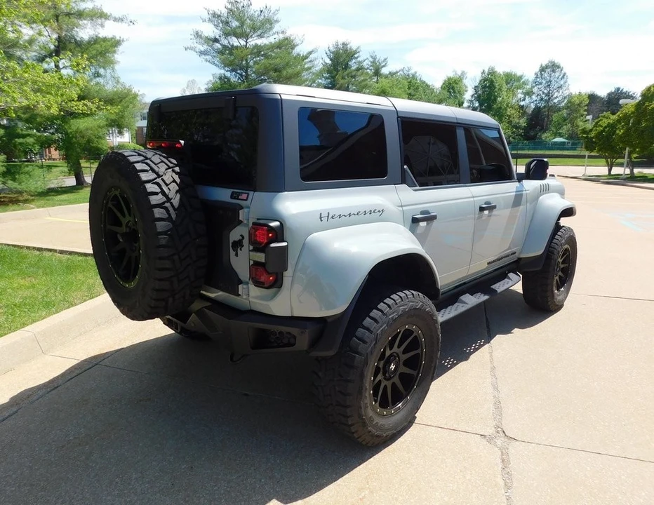 2022 Ford Bronco Raptor 6th Gen - Image 5 of 31
