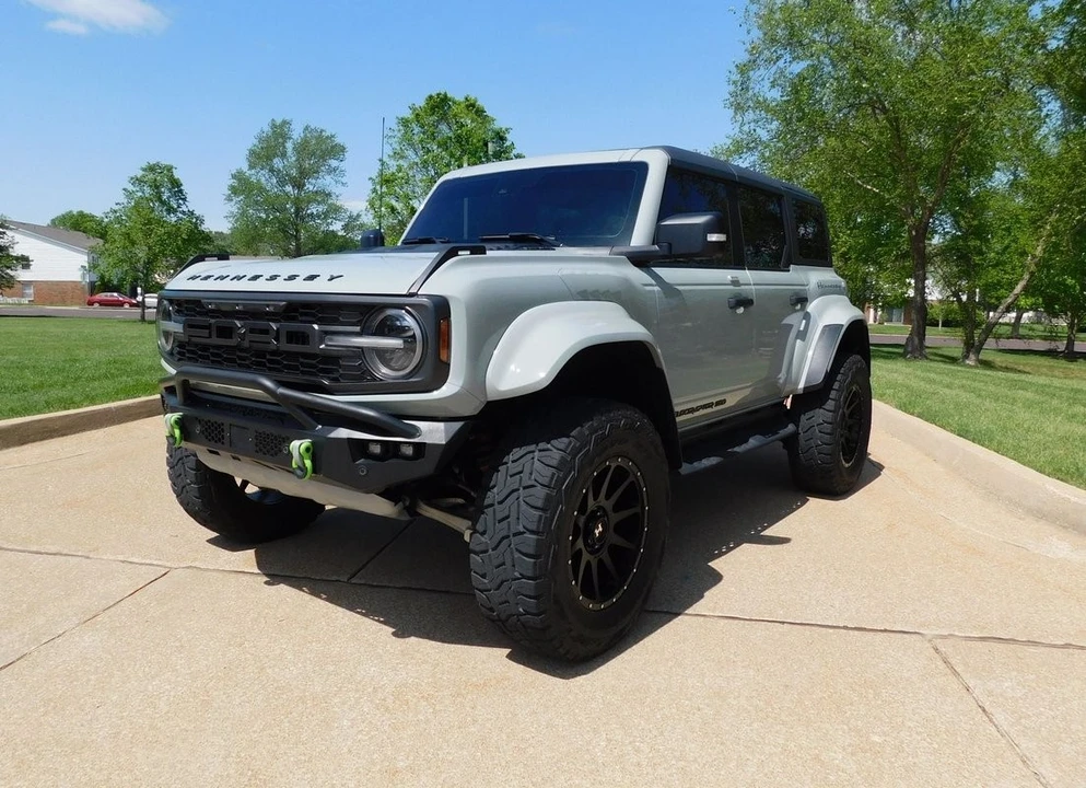 2022 Ford Bronco Raptor 6th Gen - Image 20 of 31