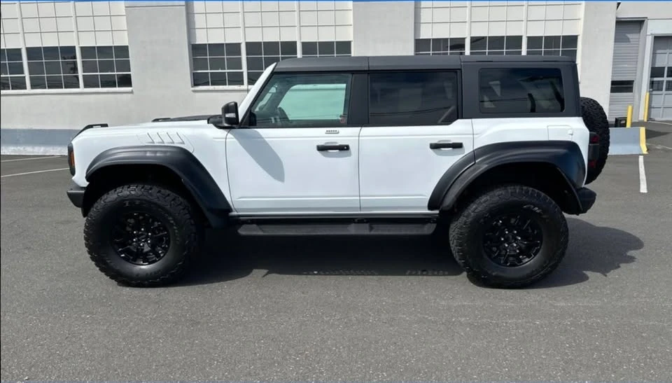 2022 Ford Bronco Raptor 6th Gen - Image 2 of 17