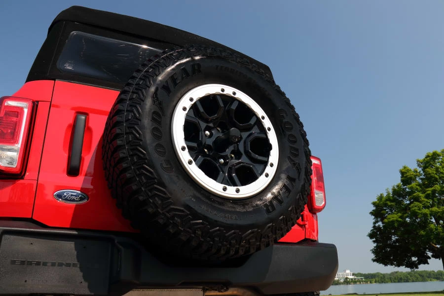 2022 Ford Bronco 6th Gen - Image 4 of 30
