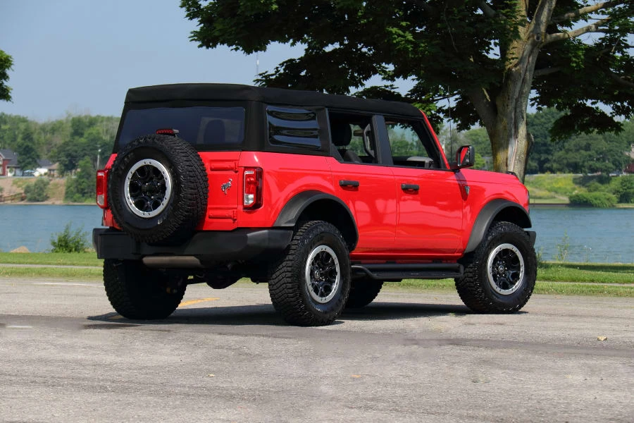 2022 Ford Bronco 6th Gen - Image 3 of 30