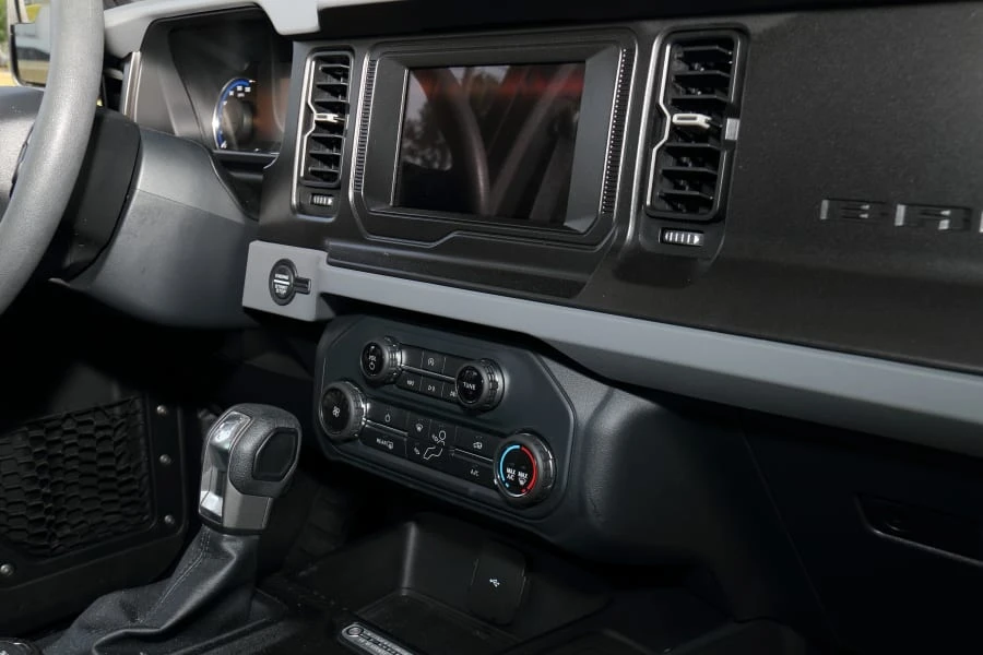 2022 Ford Bronco 6th Gen - Image 21 of 30