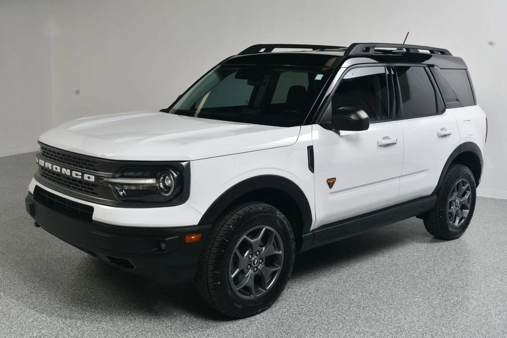 2022 Ford Bronco Sport - Image 2 of 12