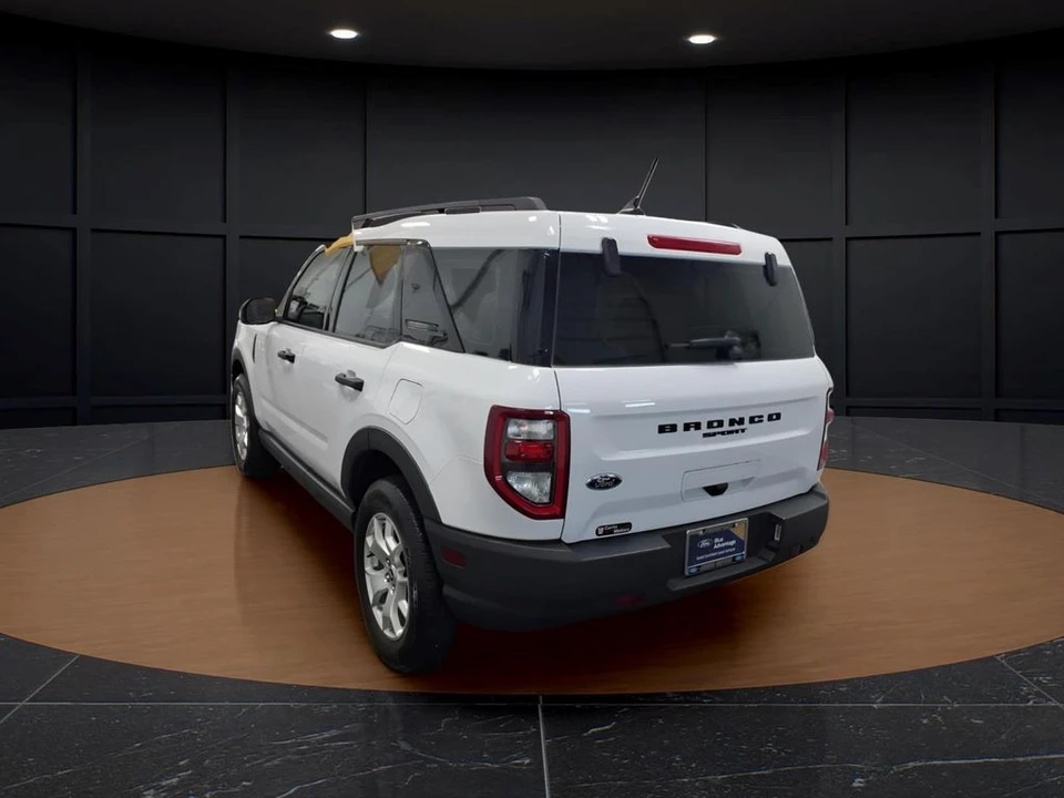 2022 Ford Bronco Sport - Image 4 of 26