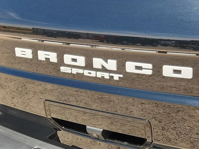 2022 Ford Bronco Sport - Image 6 of 12
