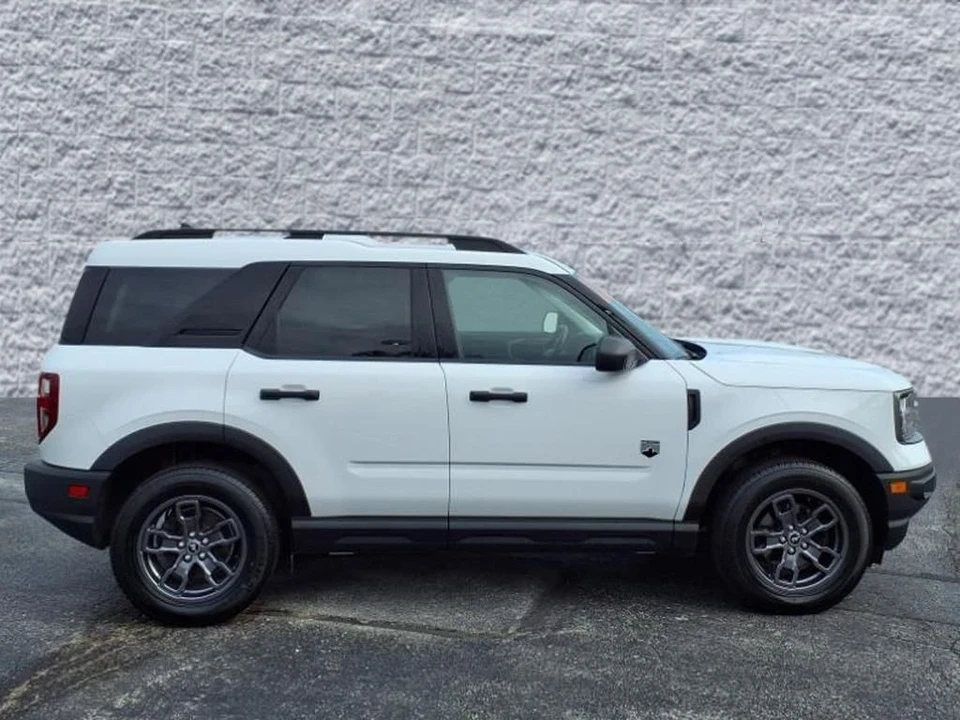 2022 Ford Bronco Sport - Image 2 of 12