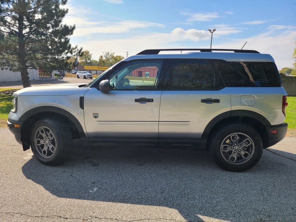 2022 Ford Bronco Sport - Image 2 of 21