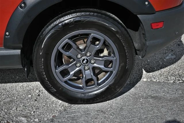 2022 Ford Bronco Sport - Image 9 of 17
