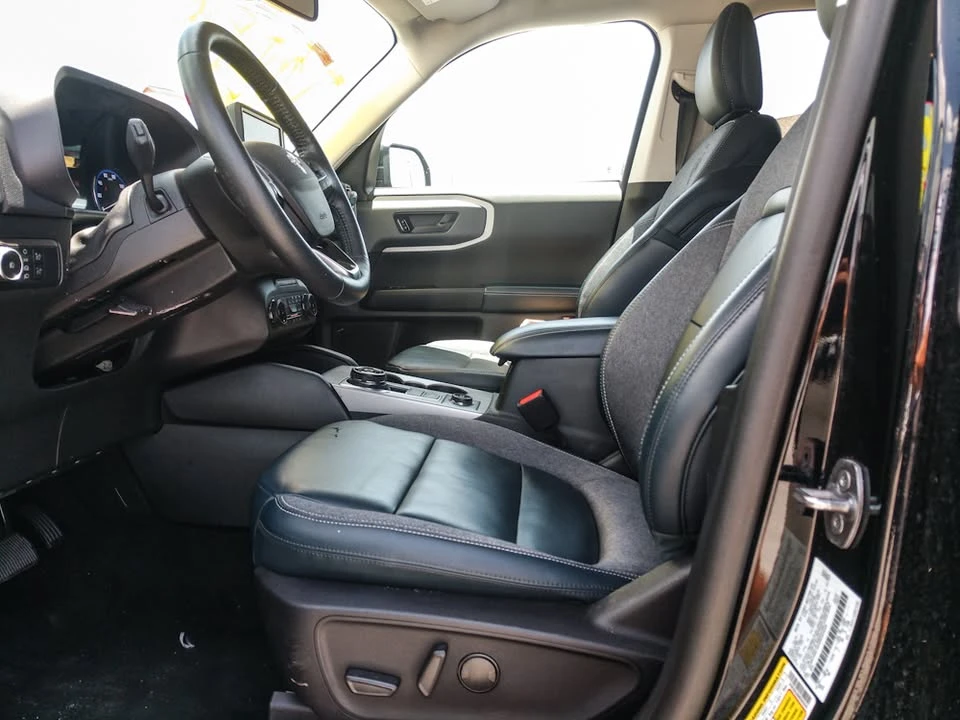 2022 Ford Bronco Sport - Image 10 of 17