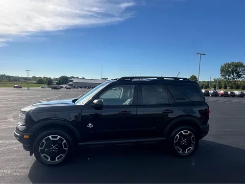 2022 Ford Bronco Sport - Image 3 of 18