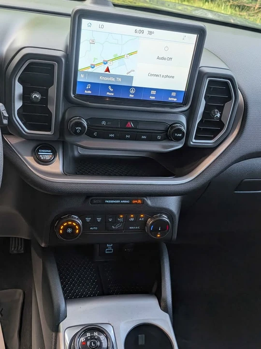 2022 Ford Bronco Sport - Image 14 of 19