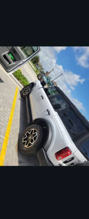 2022 Ford Bronco 6th Gen - Image 15 of 15