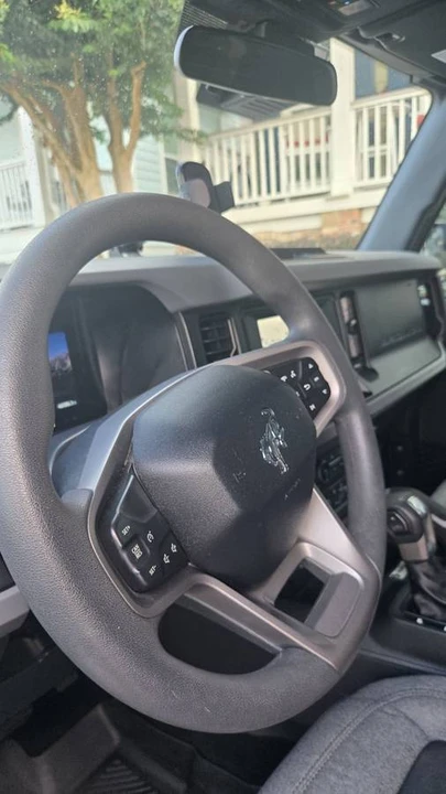 2022 Ford Bronco 6th Gen - Image 13 of 15