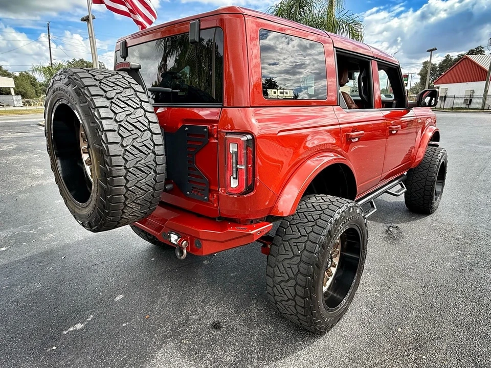 2022 Ford Bronco 6th Gen - Image 8 of 12